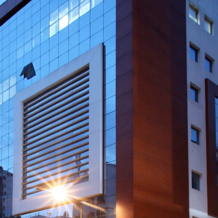 DÉCOUVREZ LA 2ÈME TRANCHE DE NOS APPARETEMENTS QUATIER DES HÔPITAUX. 0522397139